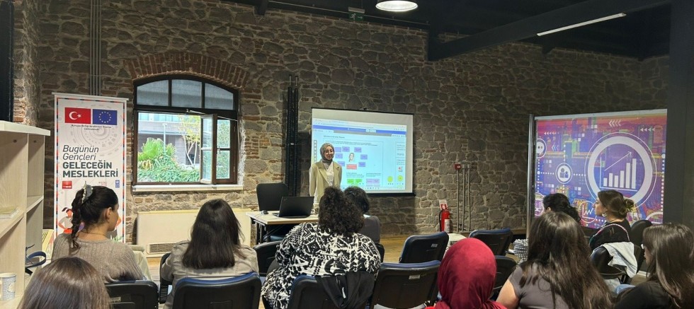 Kadınlar dijitalde artık daha güçlü