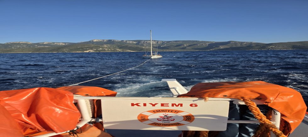 Akça Adası Açıklarında Arızalanan Tekne Kurtarıldı
