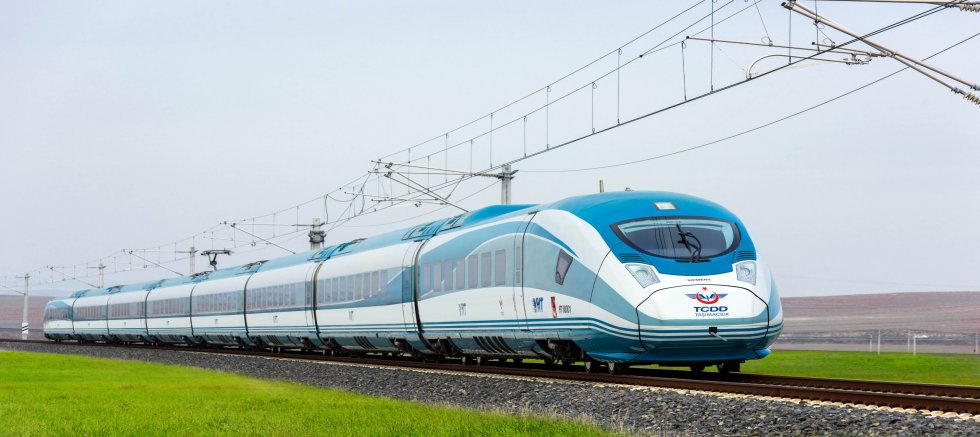TÜRKİYE HIZLI TRENİ SEVDİ