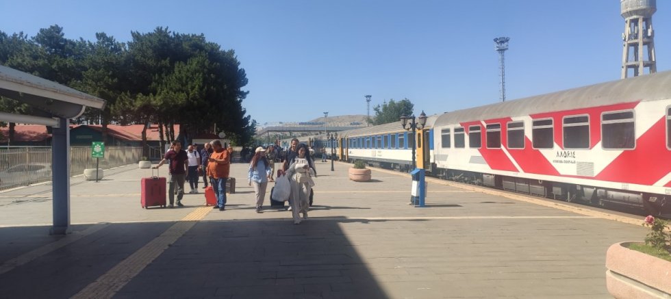 VAN-TAHRAN TREN SEFERLERİ DEVAM EDİYOR