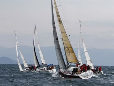 24 SAAT BOYUNCA YARIŞ