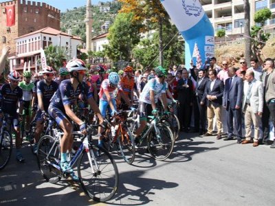 52. CUMHURBAŞKANLIĞI TÜRKİYE BİSİKLET TURU 5. ETABI ALANYA’DA BAŞLADI