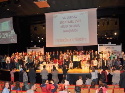 65 şehirden bin kitap kurdu Kayseri’de buluştu