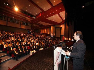 965 Yeni Şoför İETT`deki Görevlerine Başladı