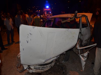Adana'da trafik kazası: 1 ölü, 4 yaralı