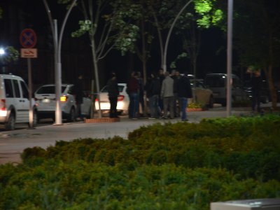 'Ailesine kaçırıldım' diye mesaj attı, polis zanlıları yakaladı