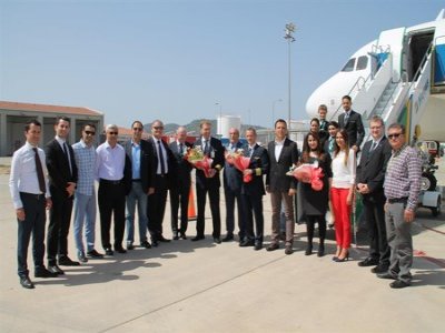 ALMAN VE DANİMARKALI YOLCULARI TAŞIYAN UÇAKLAR ALANYA HAVALİMANI’NA İNDİ