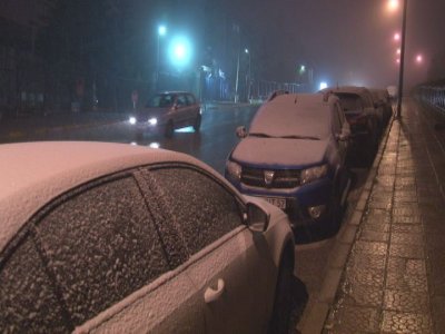 Ankara’da beklenen kar yağışı başladı