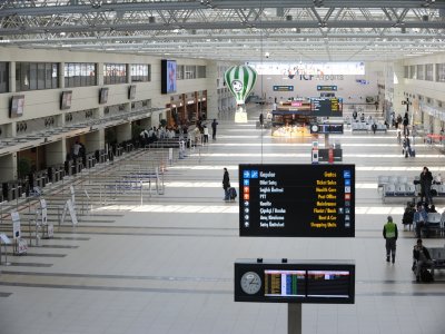 Antalya Havalimanı`nda Kaldırılan Transit Yolcu Uygulaması Yolcuları Mağdur Etti