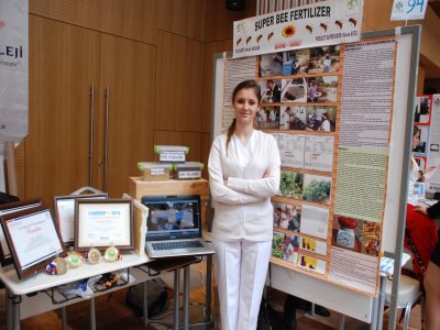 Arı gübresiyle bitkilerde 2 kat verim sağlandı