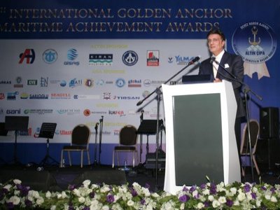 ATAKÖY MARİNA’YA “ALTIN ÇIPA” ÖDÜLÜ
