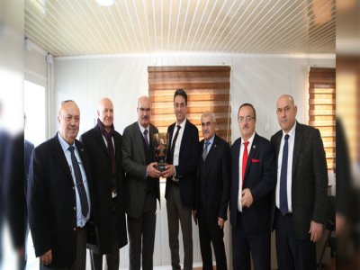ATO TÜRKİYE`NİN İLK METRO ARAÇLARINI İNCELEDİ
