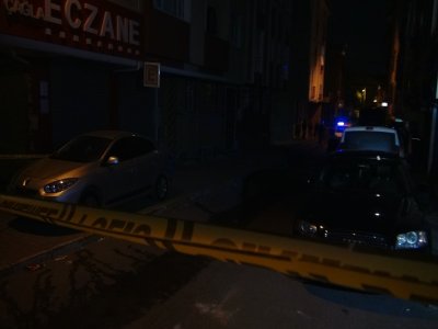 Bağcılar'da bir apartmana ses bombası atıldı
