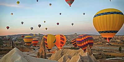 BAKAN ADİL KARAİSMAİLOĞLU: SICAK HAVA BALON YOLCU SAYISI SALGIN ÖNCESİ DÖNEMİ GEÇTİ