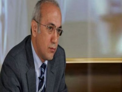 Bakan Elvan: 60 Yıl Yaşayan İstanbullu 4 Yılını Trafikte Geçiriyor