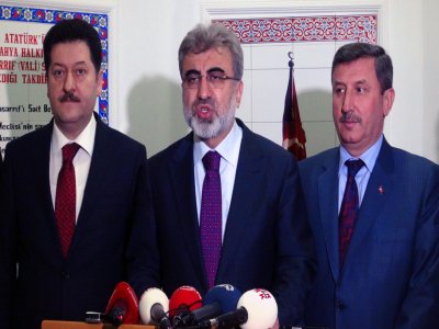 Bakan Taner Yıldız: İran'dan alınan doğalgazın fiyatı yüksek