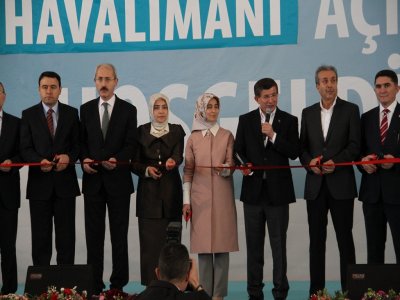 Başbakan Ahmet Davutoğlu, Ağrı Havalimanı Yeni Terminal Binasını Hizmete Açtı