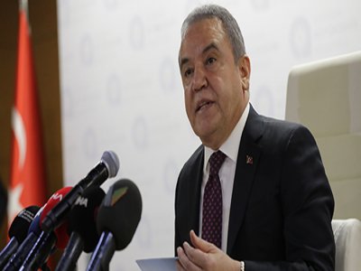 BAŞKAN BÖCEK: KONYAALTI SAHİLİ RANTA KURBAN EDİLMEMİŞTİR