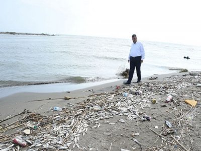 BAŞKAN CAN, BALIK ÖLÜMLERİNİN YAŞANDIĞI YERDE İNCELEMELERDE BULUNDU