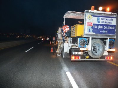 Başkente 12 Bin 500 Metre Yol Çizgisi