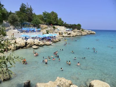 BİR BUÇUK MİLYON TATİLCİ AĞIRLADI