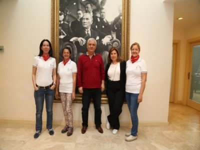 BODRUM’DAN ADRİYATİK`E YELKENLİ İLE 4 KADIN