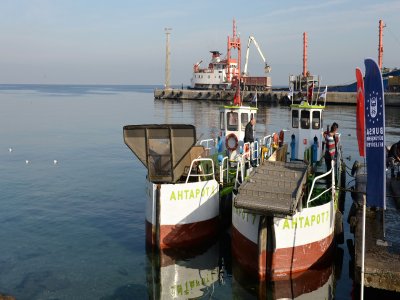 Bursa sahilleri, deniz yüzeyi temizleme araçlarına emanet