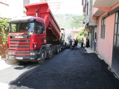 BUSKİ Aydınpınar’ı asfaltlıyor