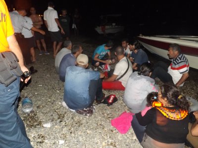 Çanakkale açıklarında kaçak göçmen teknesi battı