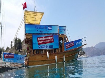 CARREFOURSA MARKETİ DENİZİN ORTASINA TAŞIDI