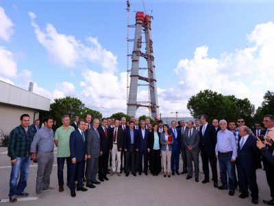 Davutoğlu, Yeni Havalimanı İnşaatını Ziyaret Etti