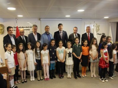 DENİZCİ ÇOCUKLAR ÖDÜLLERİNİ ALDI