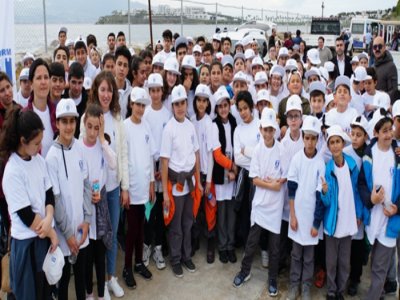DENİZE EN ÇOK MAVİ YAKIŞIR AKYARLAR`DA DEVAM ETTİ