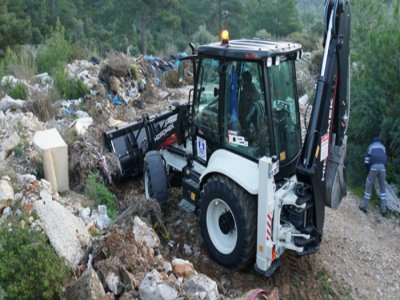DOĞAYA ATILAN 65 TON ATIK TOPLANDI
