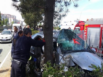 Düğün konvoyunda kaza: 2 ölü, 2 yaralı