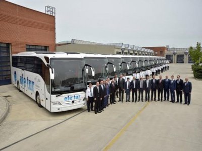 EFE TUR FİLOSUNU MERCEDES-BENZ TOURISMO 15 RHD İLE GÜÇLENDİRDİ