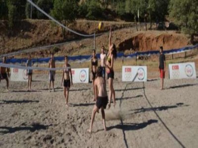 Ege, Akdeniz değil, Tunceli plajları!