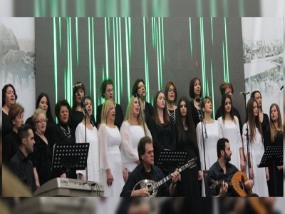 EGE’NİN İKİ YAKASINDAN EZGİLER