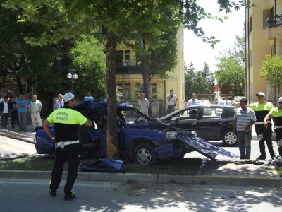 Elazığ’da trafik kazası: 1ölü, 1 yaralı