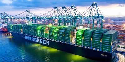 Evergreen Tayvan'ın ilk otomatik konteyner terminalini açtı