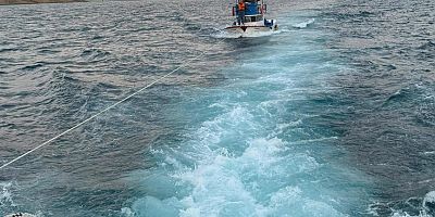 Fethiye Açıklarında Sürüklenen Tekne Kurtarıldı