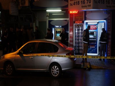 Gaziosmanpaşa'da film gibi soygun