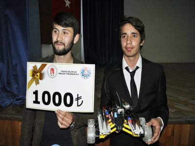 Genç tasarımcıların yaptığı ‘casus araç’ birinci oldu