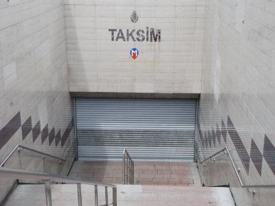 Gezi Parkı kapatıldı