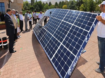 Güneş Enerjisiyle Çalışan `Battalgazi` Görücüye Çıktı