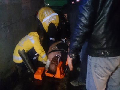 Haliç’te kamyon köprü ayağına çarptı: 1 ağır yaralı