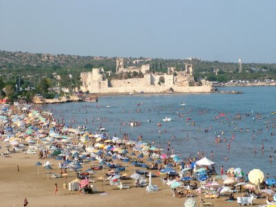 Havaların ısınmasıyla deniz sezonu açıldı