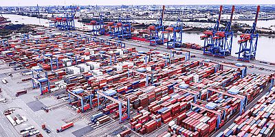 HHLA CTA, Emisyonları Azaltmak İçin Akülü Traktörler Sipariş Ediyor