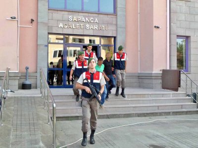 Hızlı tren hattından hırsızlık iddiası