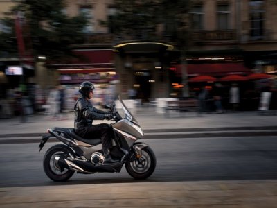 HONDA MOTOSİKLET MODELLERİ TÜRKİYE TURU`NA ÇIKIYOR
